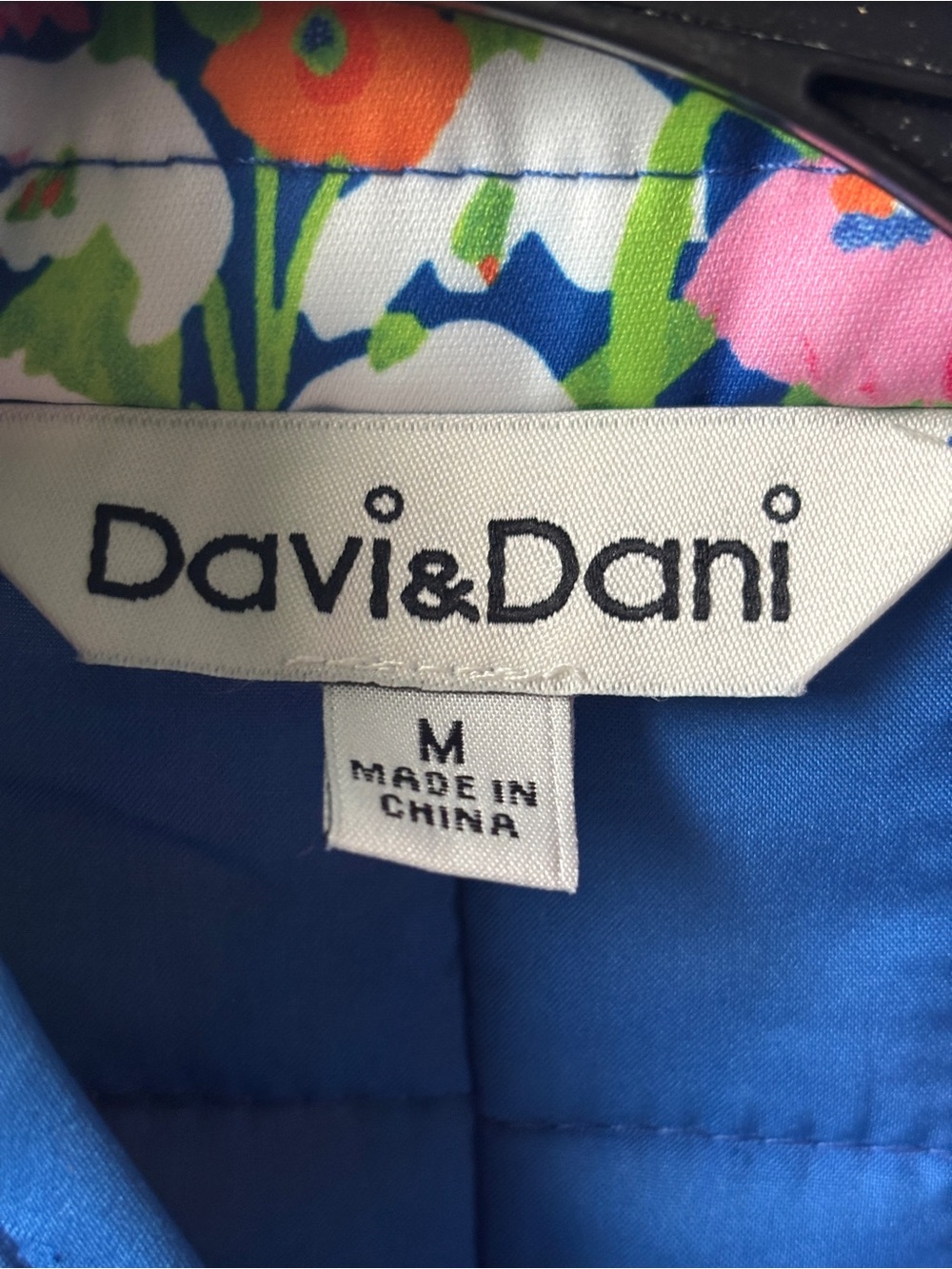 Davi and Dani Floral Quilted Jacket medium lightweight - Picture 3 of 5